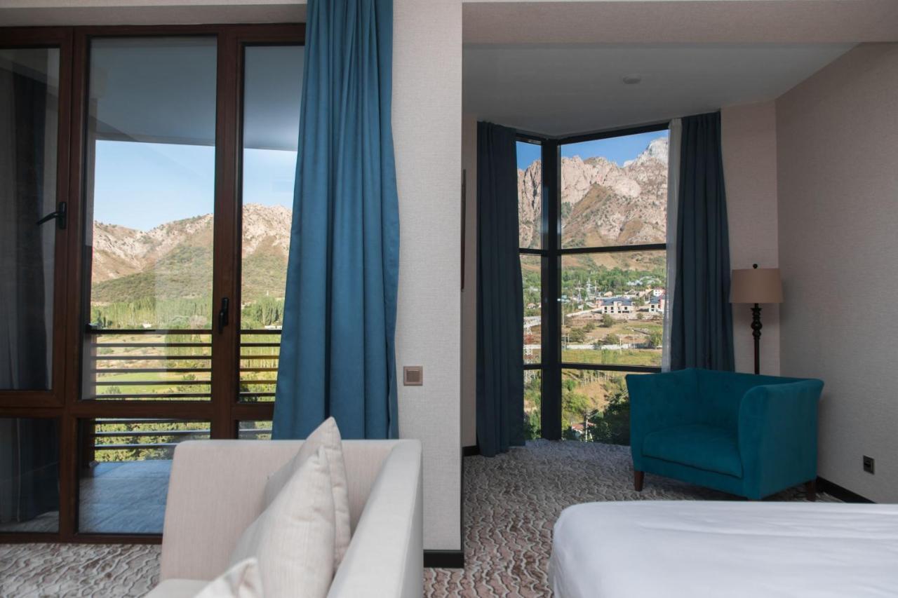 Archazor Mountain Resort Chimgan Екстер'єр фото